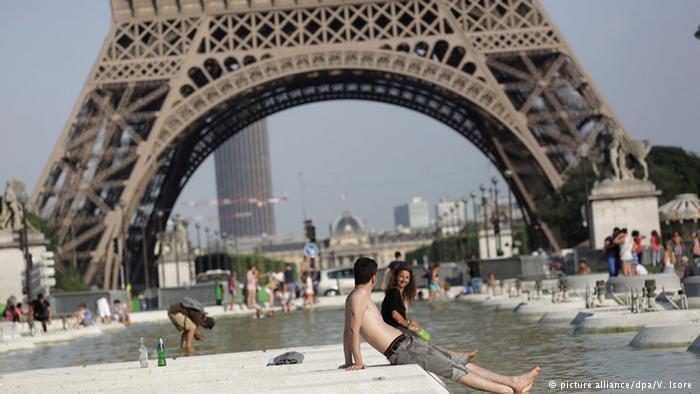 Paris science forum plots climate future