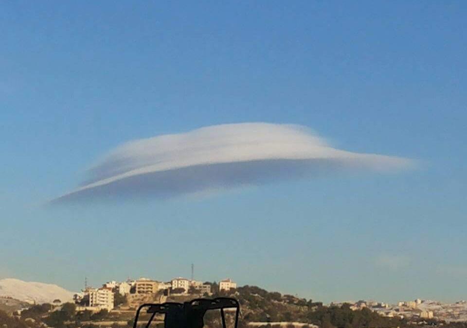 Des nuages lenticulaires au-dessus de la région de Aley et du Haut Metn