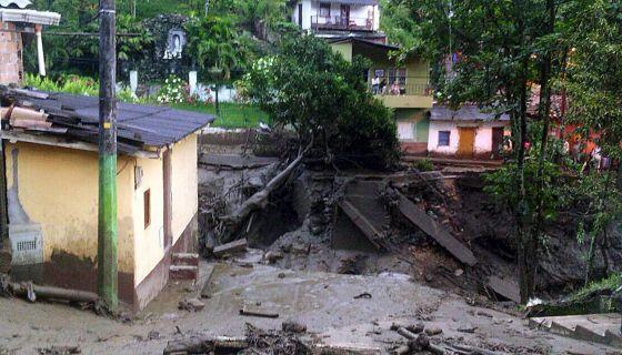 Una avalancha causa más de 60 muertos en el noroeste de Colombia