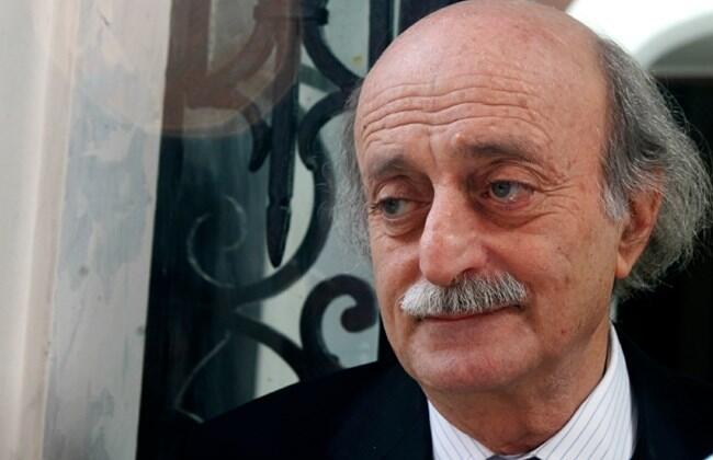 Jumblatt urges Beirut to resist plans to privatize public beach