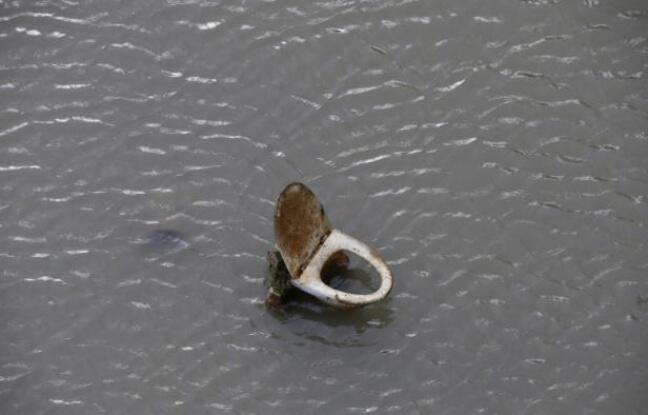 Pêche miraculeuse en milieu hostile au canal Saint-Martin