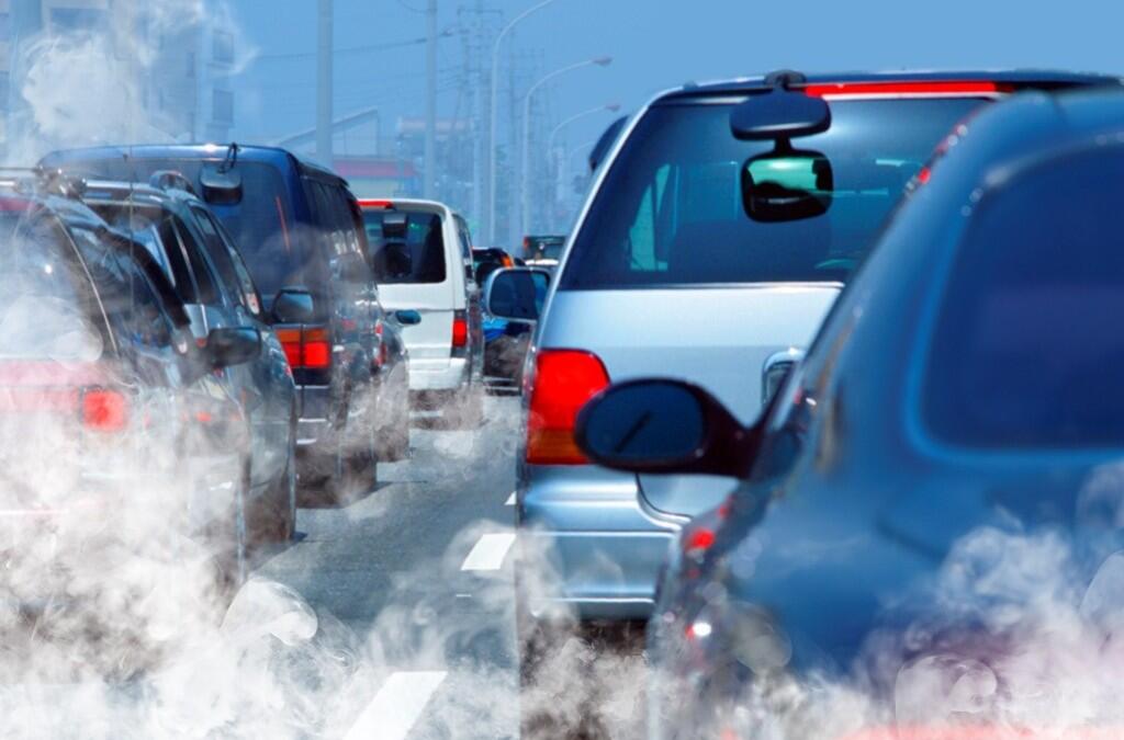 Mexicano en EE.UU. mide los daños ocasionados por contaminación del aire