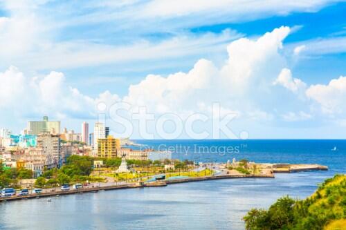 22580488-cityscape-of-havana-cuba