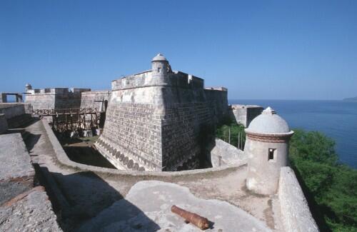 Castillo-de-San-Pedro-de-la-Roca