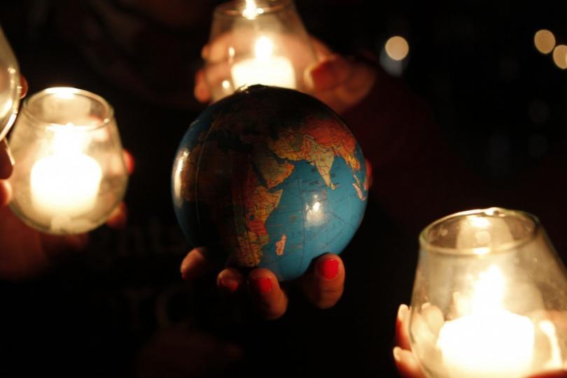 Earth Hour Around The World… Countries Saving Energy for the Planet !