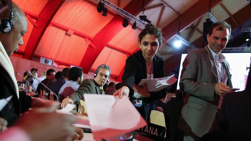 Faits Marquants de la Conférence de Paris: les indabas et les consultations informelles de la nuit précédente avaient duré jusqu’à l’aube