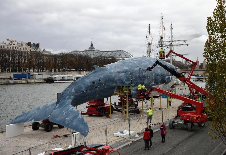 World leaders open climate-rescue summit in Paris