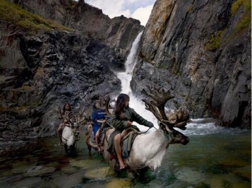 mongolia_reindeer_tribe_1