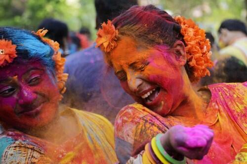 thequint-2016-03-a61383ad-daa1-4a0c-88c0-b80a03fec85e-India Holi Festival_Webf