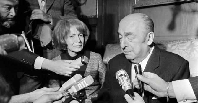 Le Chili rend hommage au poète Neruda qui retrouve mardi sa sépulture