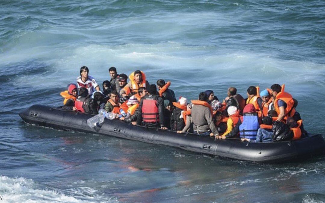 Italie: un nouveau naufrage de migrants a fait « de 20 à 30 morts »