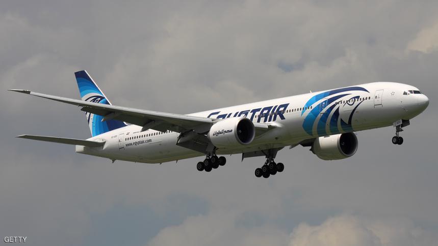 Crash d’EgyptAir: aucune hypothèse privilégiée, selon le président Sissi