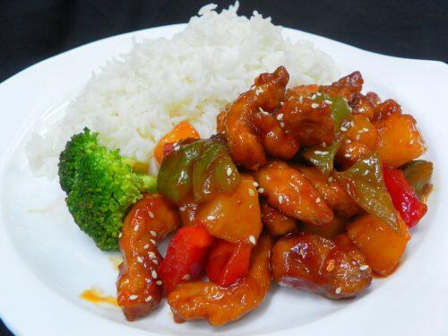 Sweet-and-Sour-Chicken-on-Steam-Rice