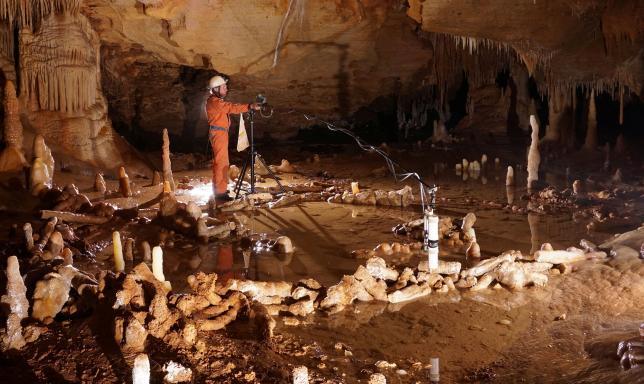 Enigmatic French cave structures show off Neanderthal skills