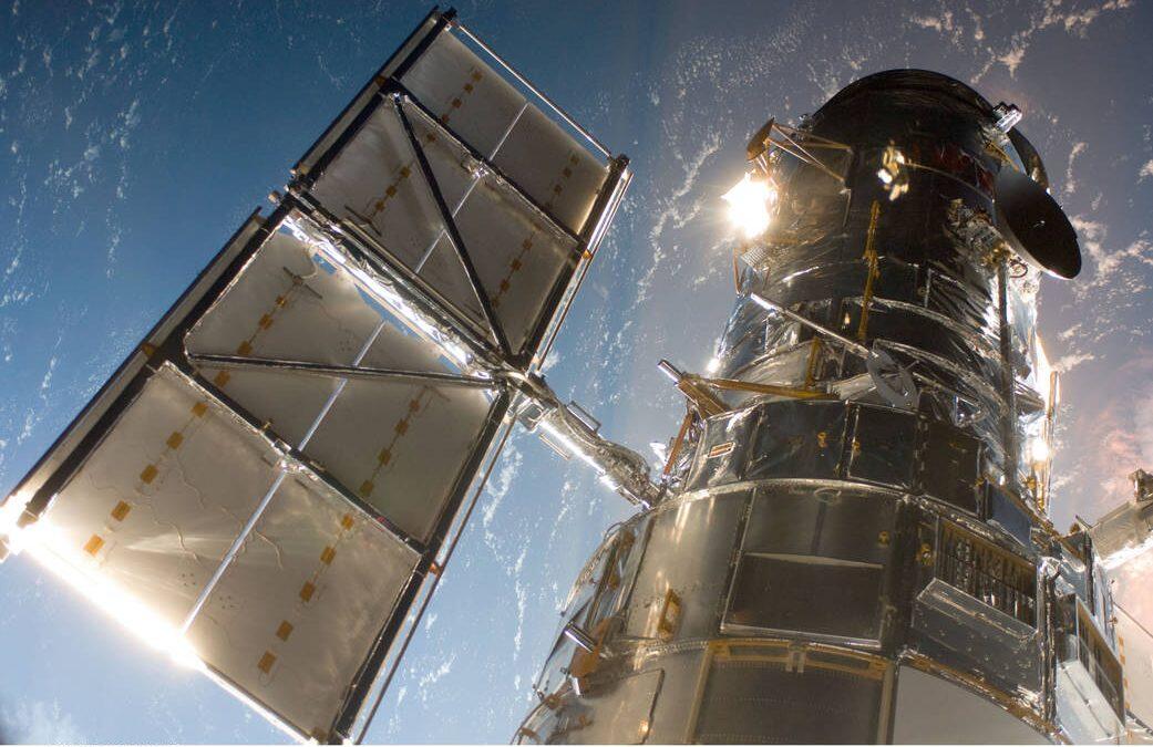 Final Hubble Servicing Mission Launches