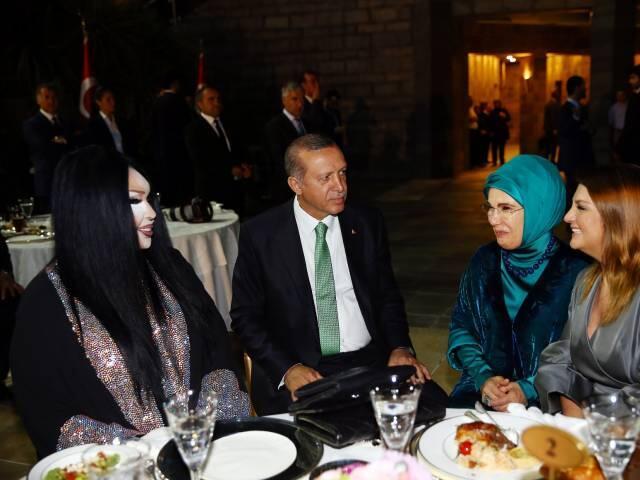 Turkish president shares iftar meal with transgender celebrity