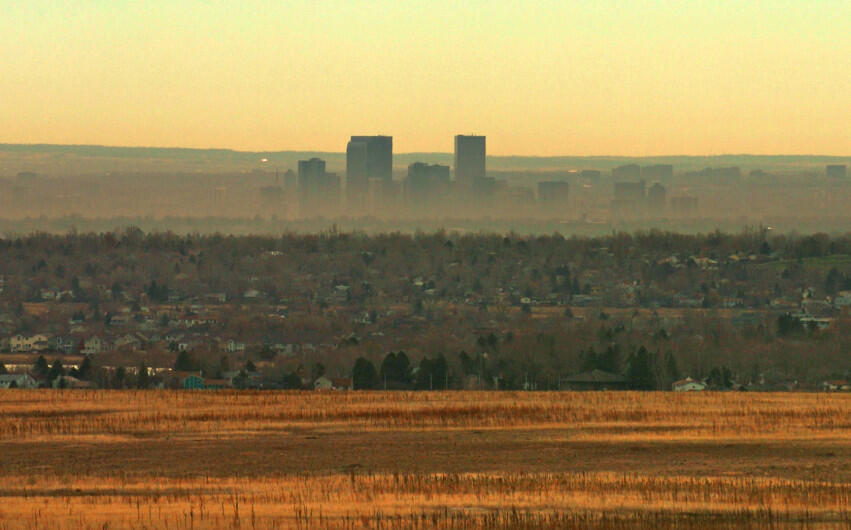 Haze obscures Colorado mountains, stars as pollution wafts into wilderness