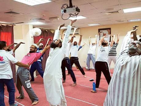 Yoga finds resonance with fasting residents in Dubai