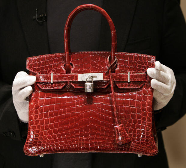 FASHION HISTORY LESSON: THE ICONIC HERMÈS BIRKIN