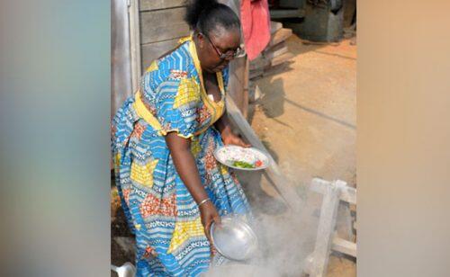 cameroon-women-cooking-afp_650x400_61464939579