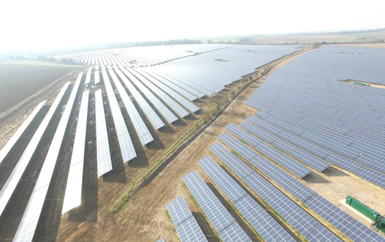 Primrose Solar agrees GBP 42m refinancing for 49-MW solar park