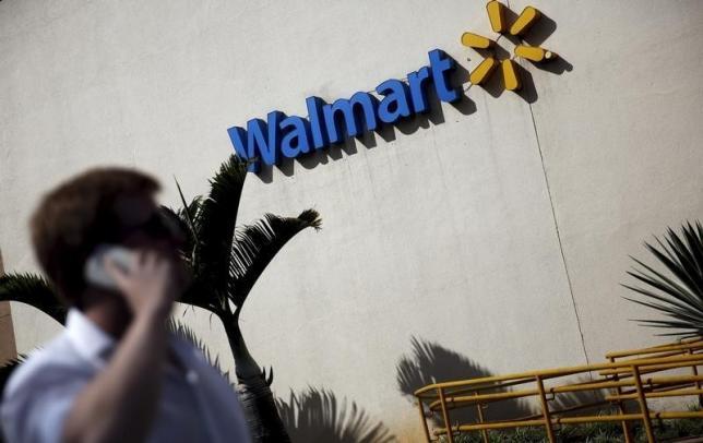 Wal-Mart says tech investments will boost online sales