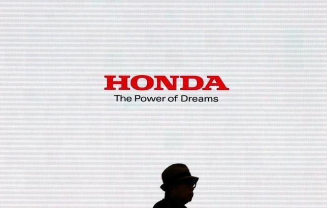 Honda shows off self-driving cars at new Calif testing facility