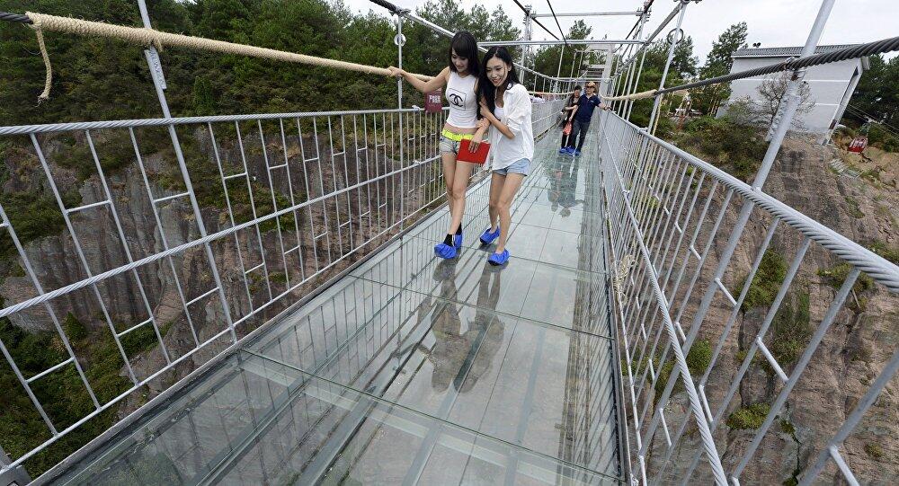 El puente de cristal más largo del mundo