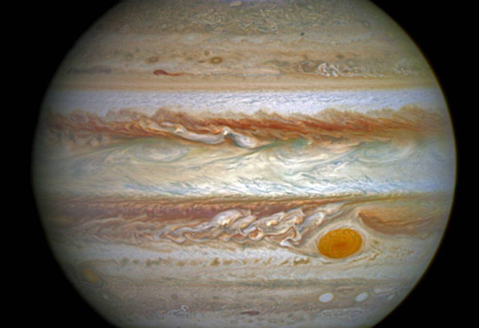 Hubble Captures Vivid Auroras in Jupiter’s Atmosphere