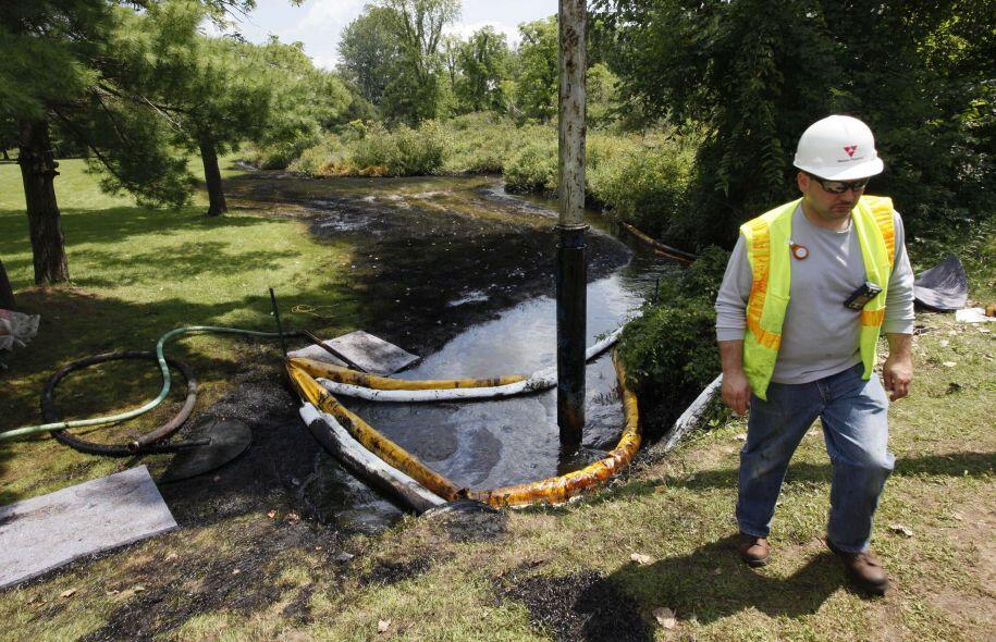 Enbridge will pay $ 177 million for oil spills