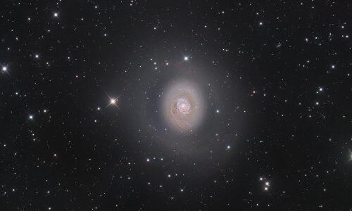 M94 deep space halo iapy 2016