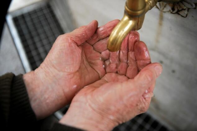 US bans antibacterial soap chemicals over health risks