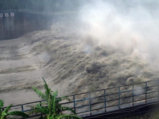 Massive typhoon hits eastern China & Taiwan, kills 5, injured 268