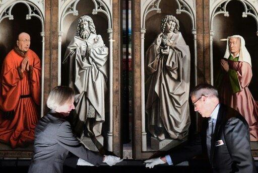 Flemish ‘Mystic Lamb’ masterpiece restored after chaotic past