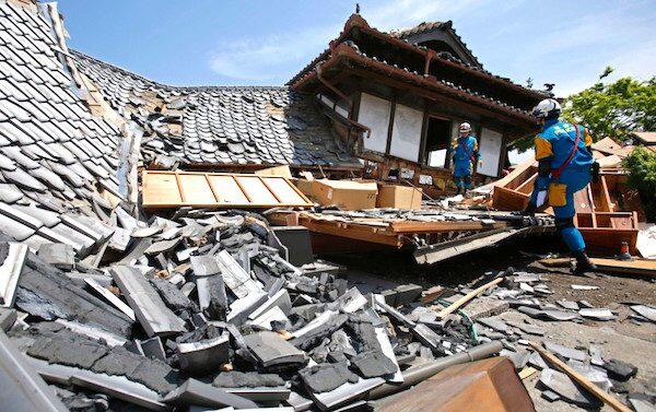 Magnitude 6.6 Earthquake Hits Western Japan’s Tottori Prefecture