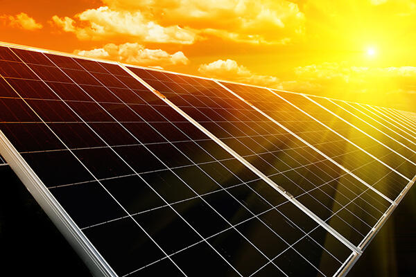 500 experts for Abu Dhabi solar event