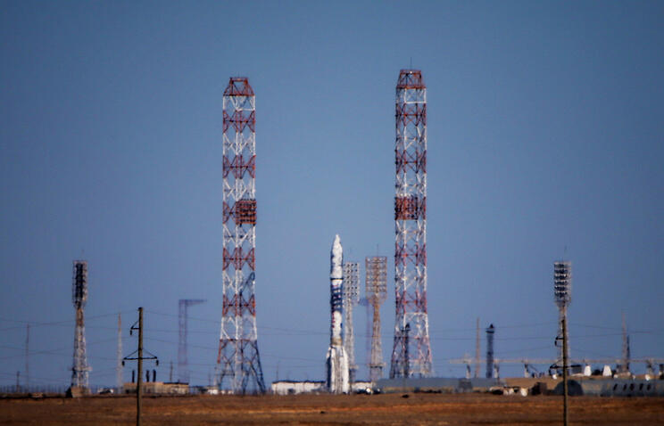 Russia delays launch of Proton carrier rocket with EchoStar 21 satellite