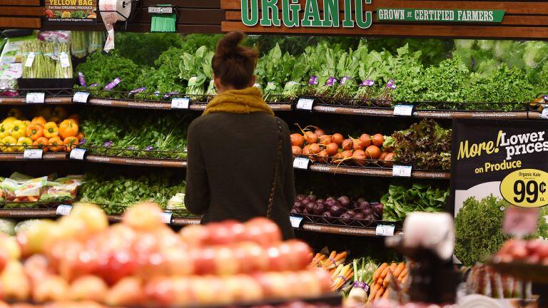 Amazon Opens A Grocery Store With No Checkout Line