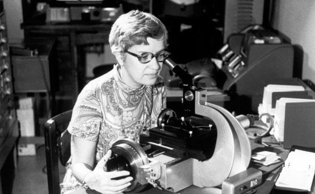 Vera Rubin, dark matter pioneer dies aged 88