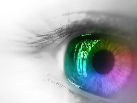 El ojo humano tiene la capacidad de distinguir 10 millones de colores distintos.