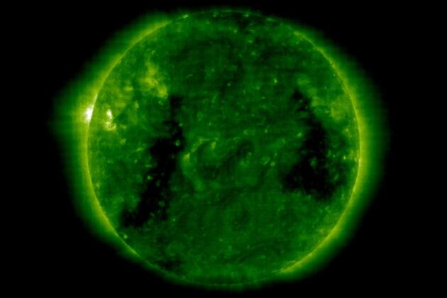 Planet-sized ‘waves’ spotted in the Sun’s atmosphere