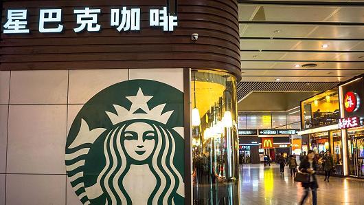 Starbucks offers to pay health insurance for parents of some China employees