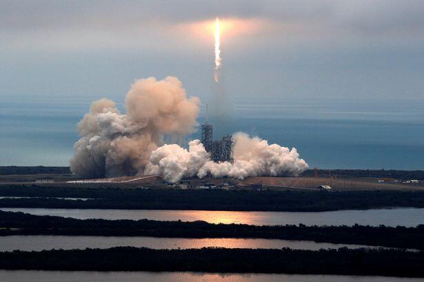 La première fusée recyclée a été lancée dans l’espace