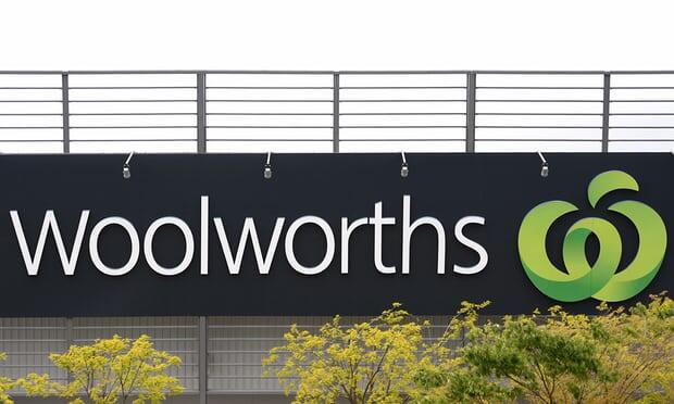 Woolworths et Coles pour éliminer les sacs en plastique à usage unique