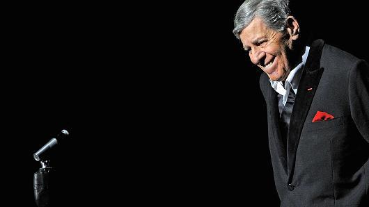 La légende de la comédie Jerry Lewis décède à 91 ans