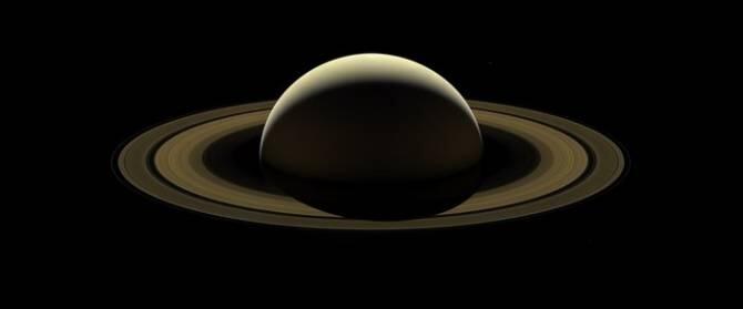 Cassini se despide de Saturno con un mosaico