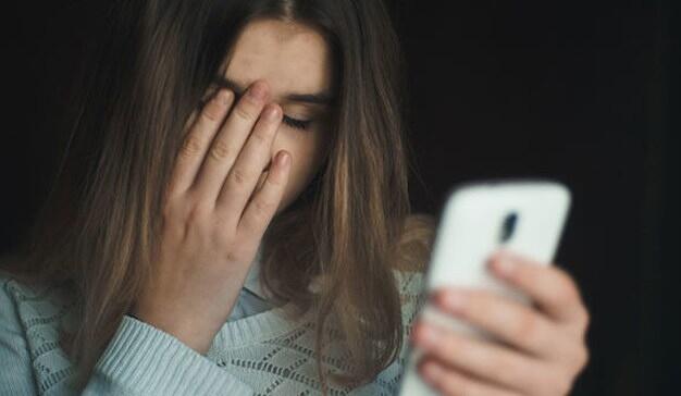 Cyberbullying: los agresores son amables en persona pero ofensivos en las redes sociales