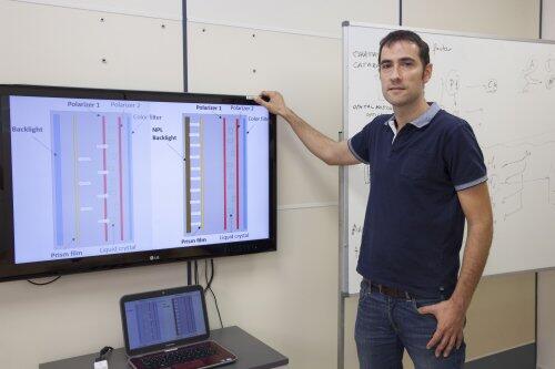 La UJI participa en el diseño de nanoláminas con la gama de colores ampliada para mejorar las pantallas LCD y LED