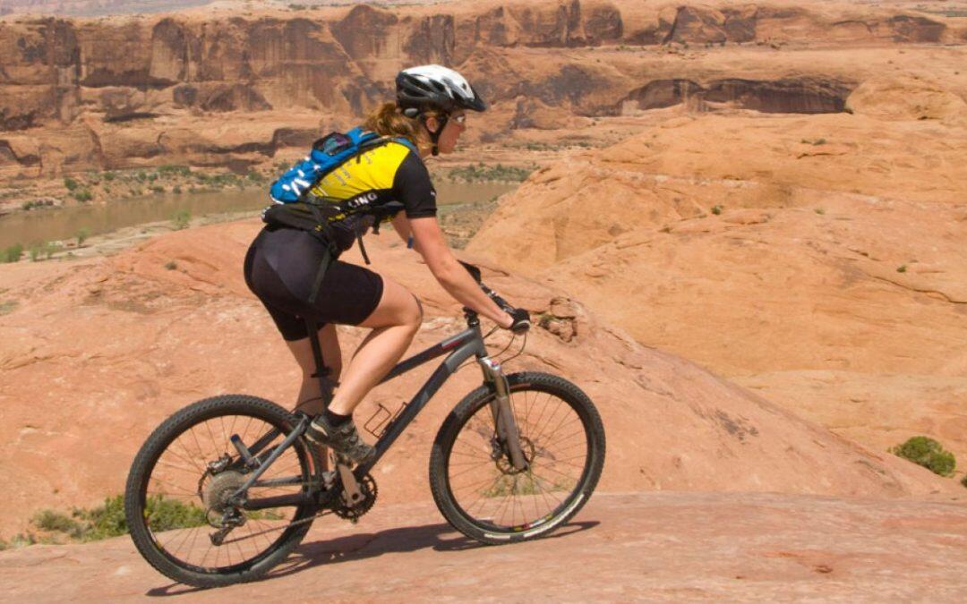 En El DÍA INTERNACIONAL DEL CICLIST, la importancia de usar bicicletas.