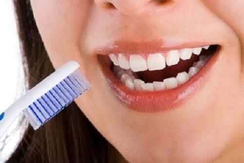 Las causas de los dientes sensibles